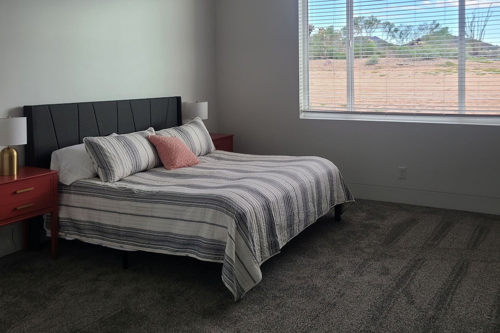Photo of Bedroom in New River