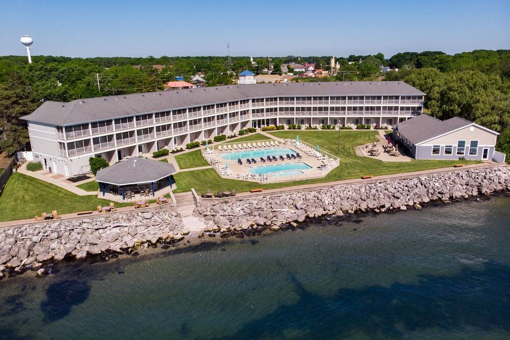 Photo of Others in Put-in-Bay