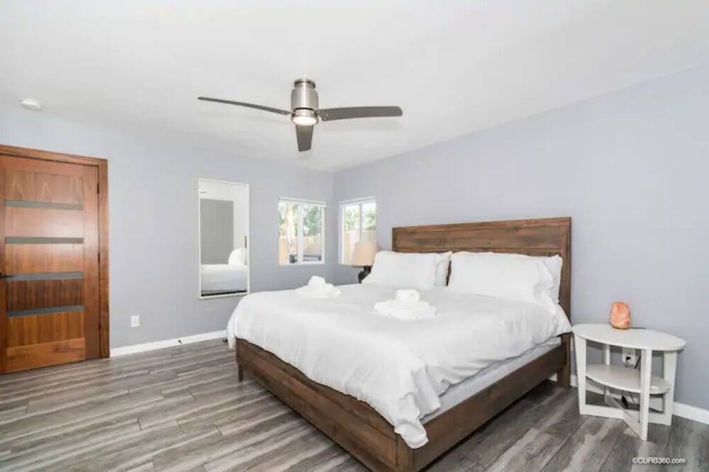 Photo of Bedroom in Terra Nova