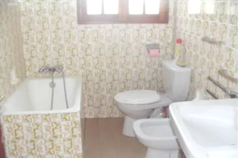 Photo of Bathroom in Isolella