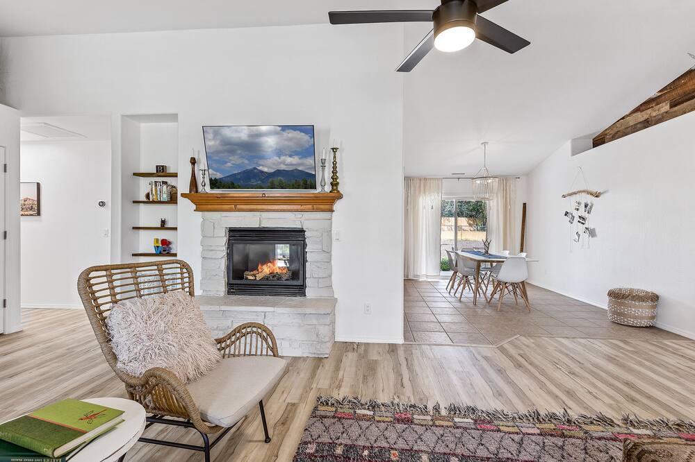 Photo of Livingroom in Flagstaff