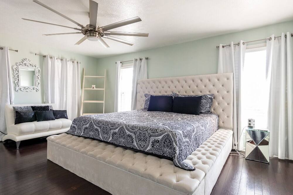Photo of Bedroom in Buechel