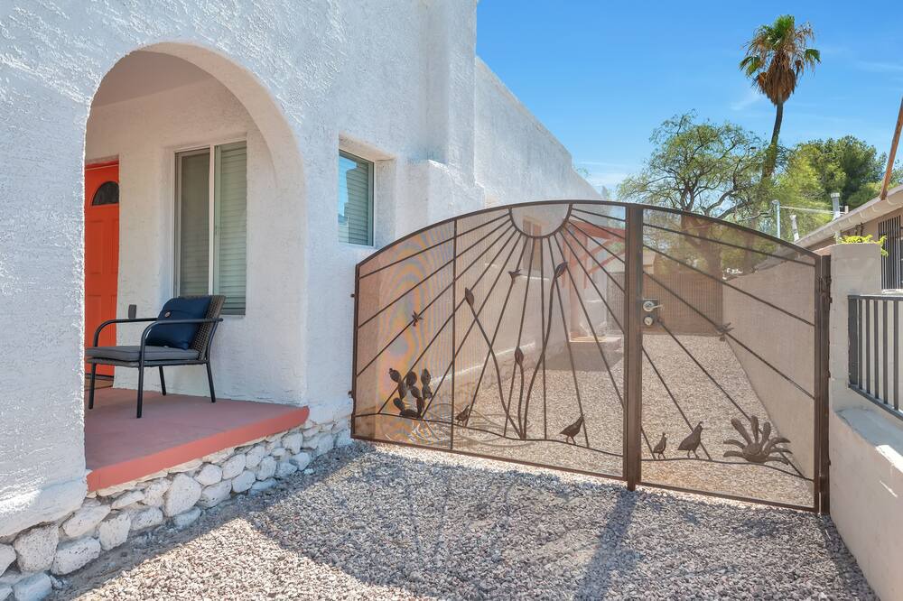 Photo of Patio Balcony in Rincon Heights