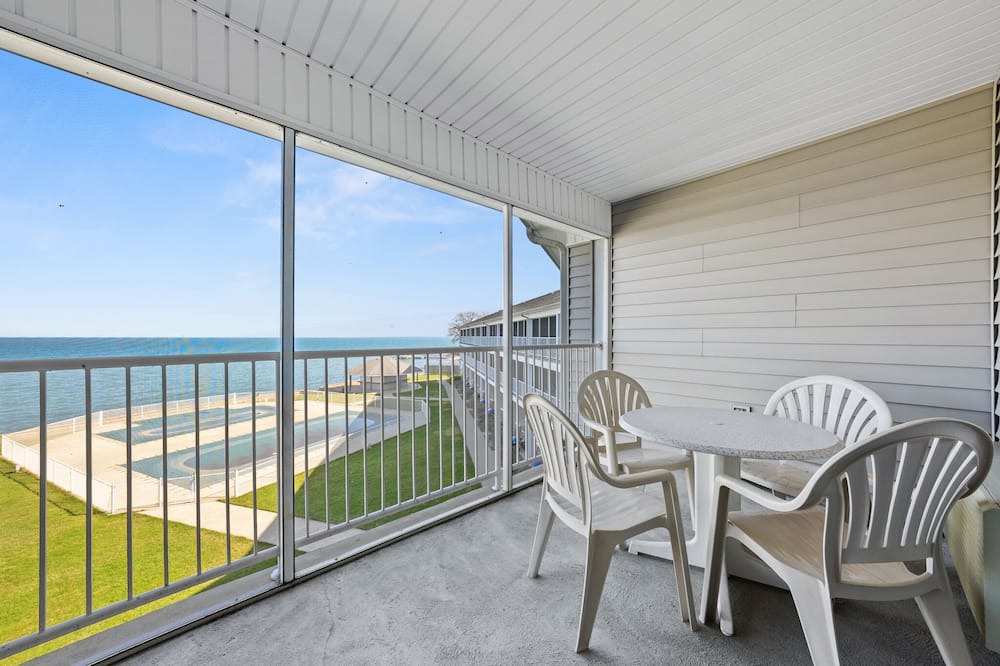 Photo of Patio Balcony in Put-in-Bay