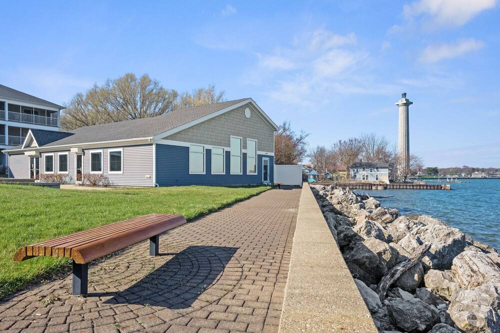 Photo of Others in Put-in-Bay