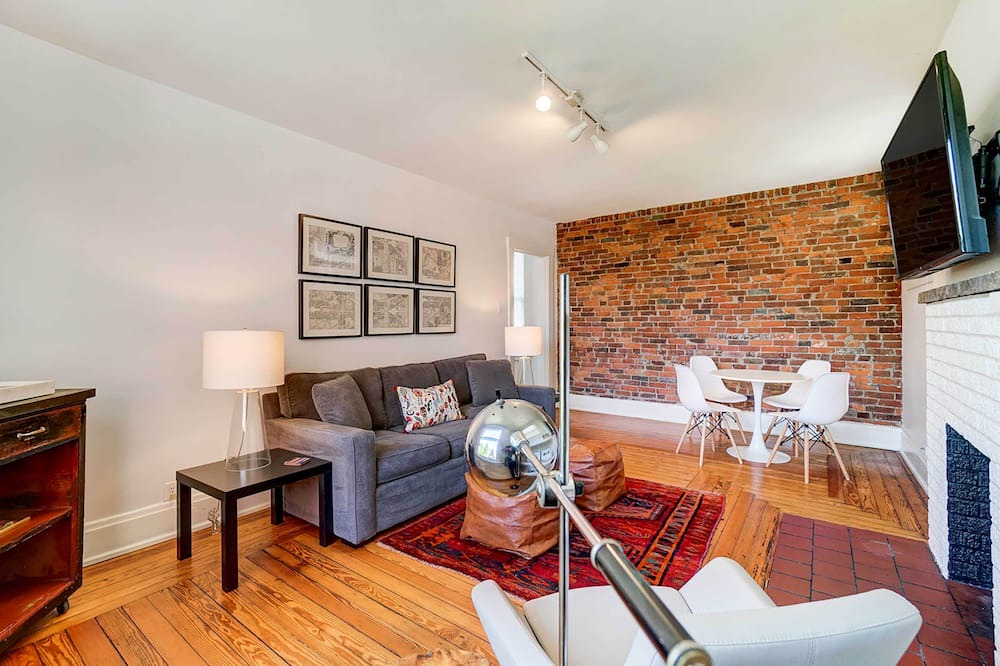Photo of Livingroom in Licking Riverside