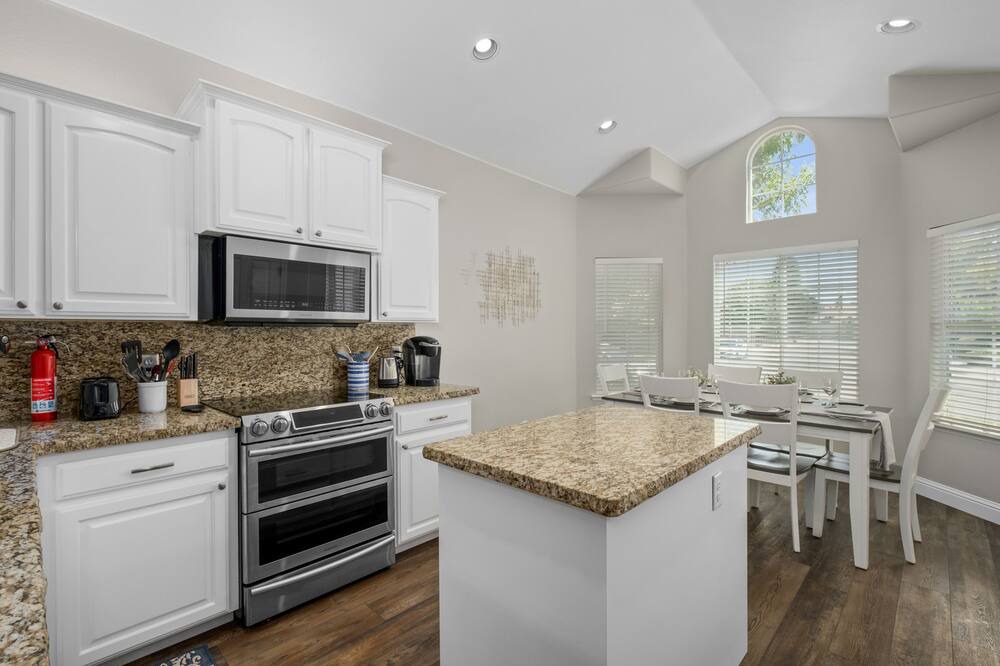 Photo of Kitchen in Raisin