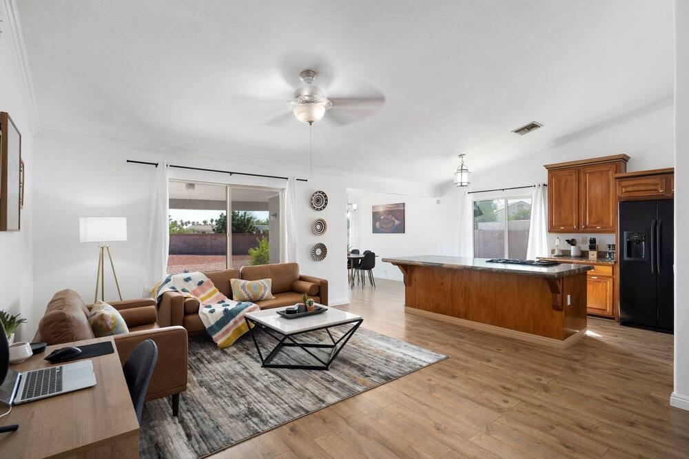 Photo of Livingroom in Glendale