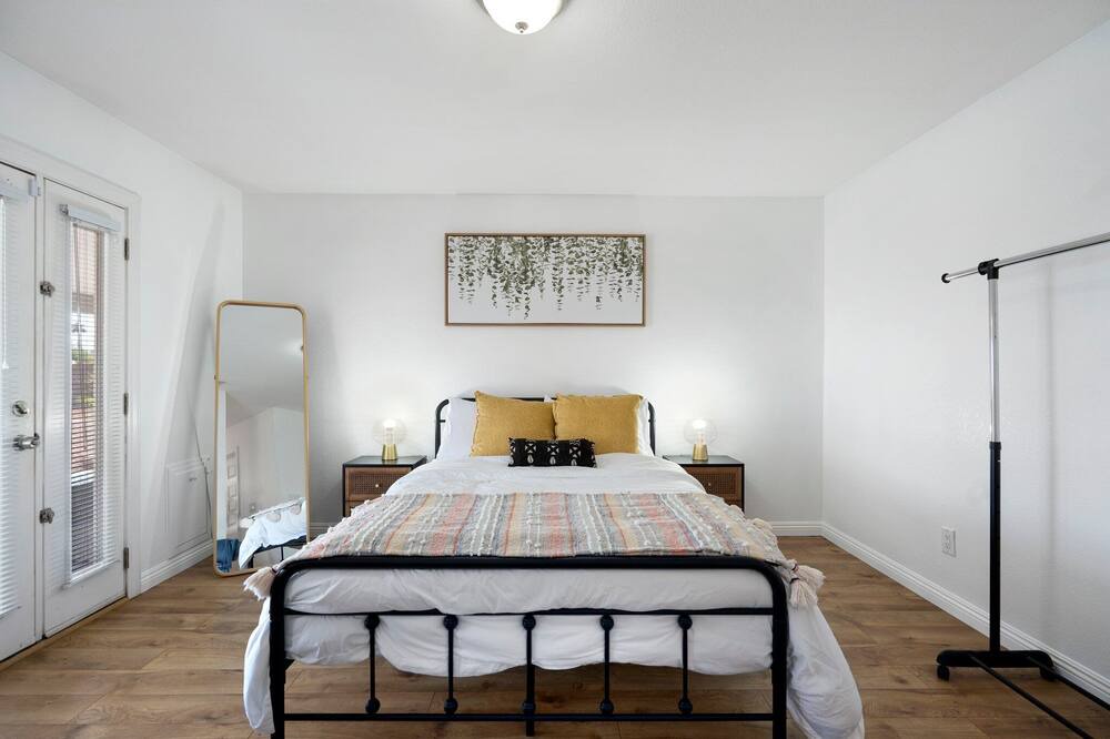Photo of Bedroom in Glendale