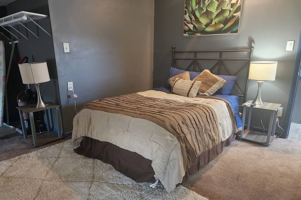 Photo of Bedroom in Northside