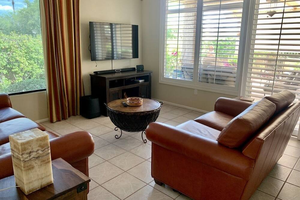 Photo of Livingroom in Rancho Vistoso