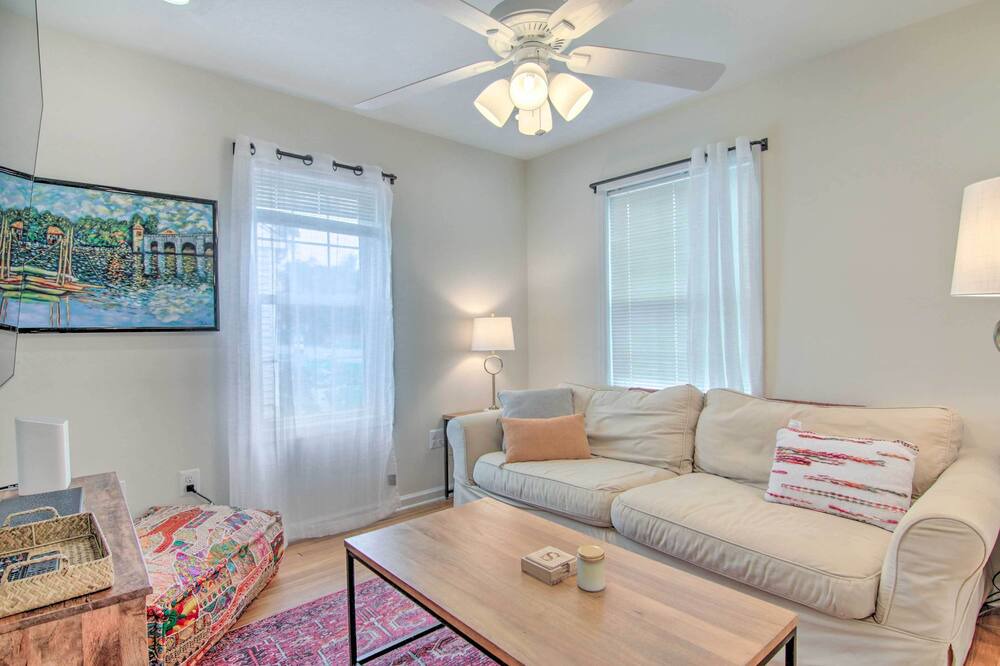 Photo of Livingroom in Cambridge