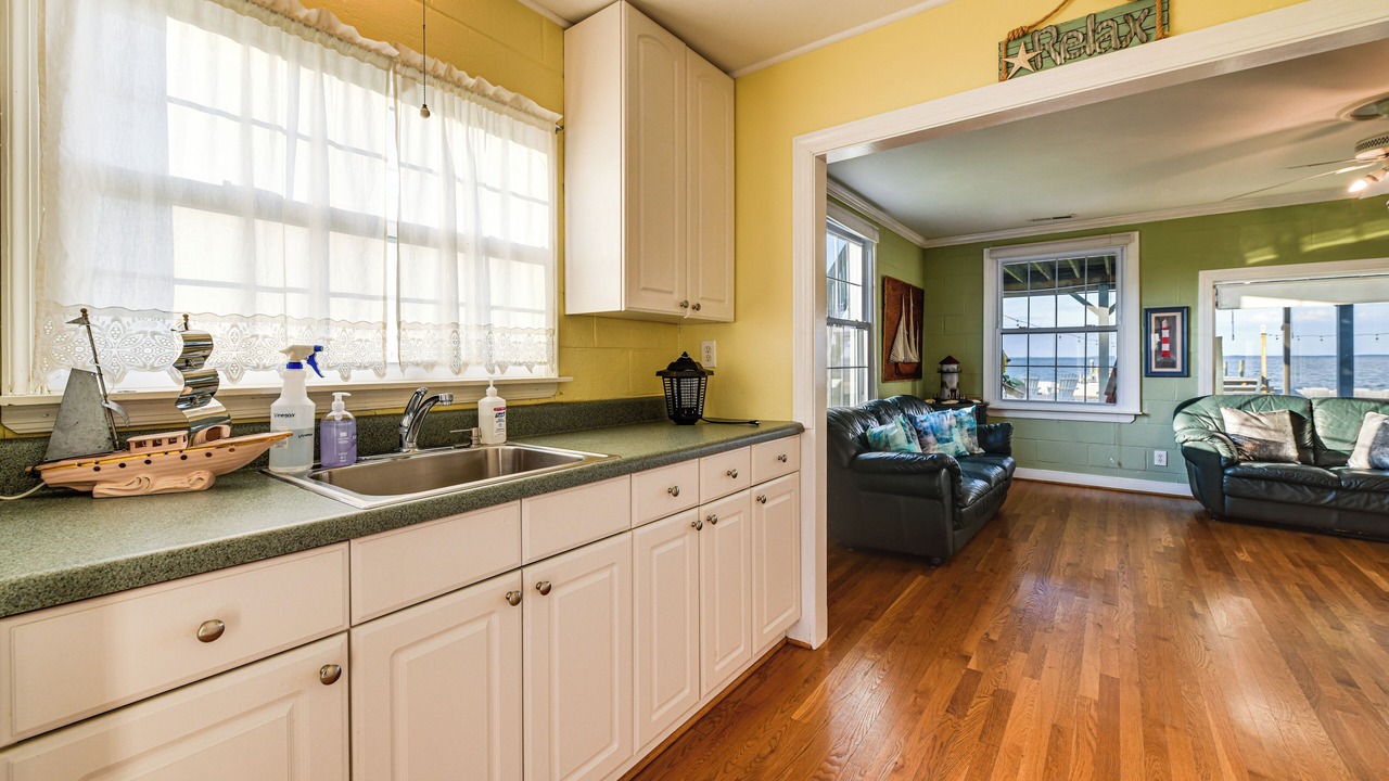 Photo of Kitchen in Lottsburg