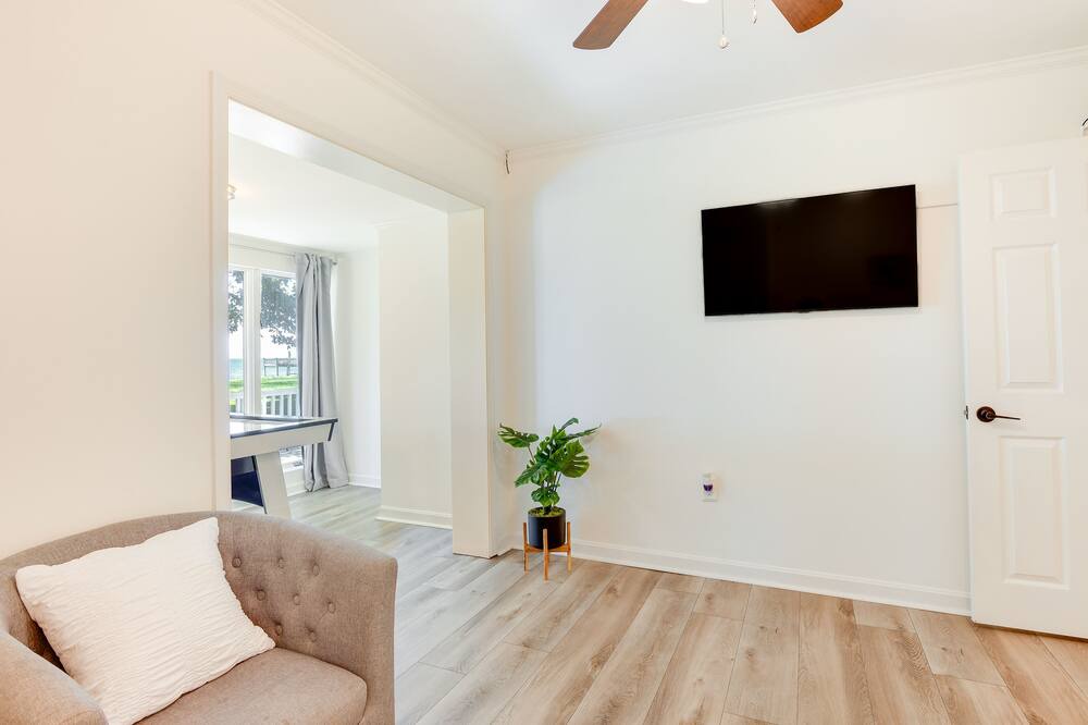 Photo of Livingroom in Point Lookout