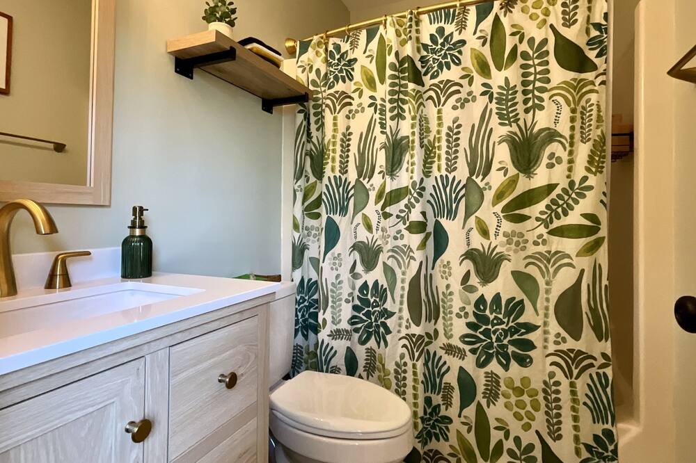 Photo of Bathroom in Havelock