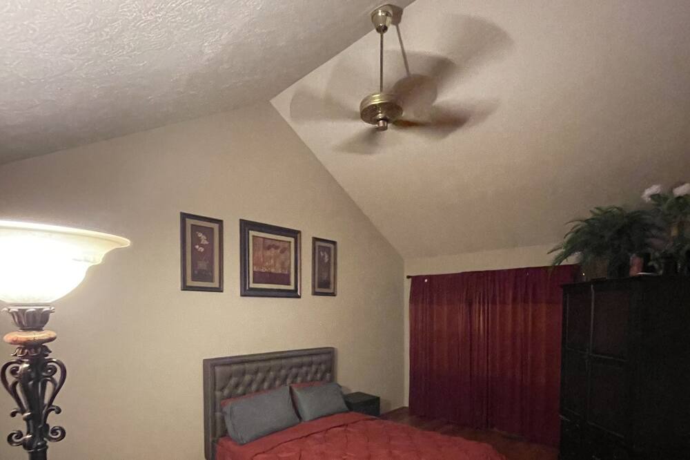 Photo of Bedroom in Indianapolis
