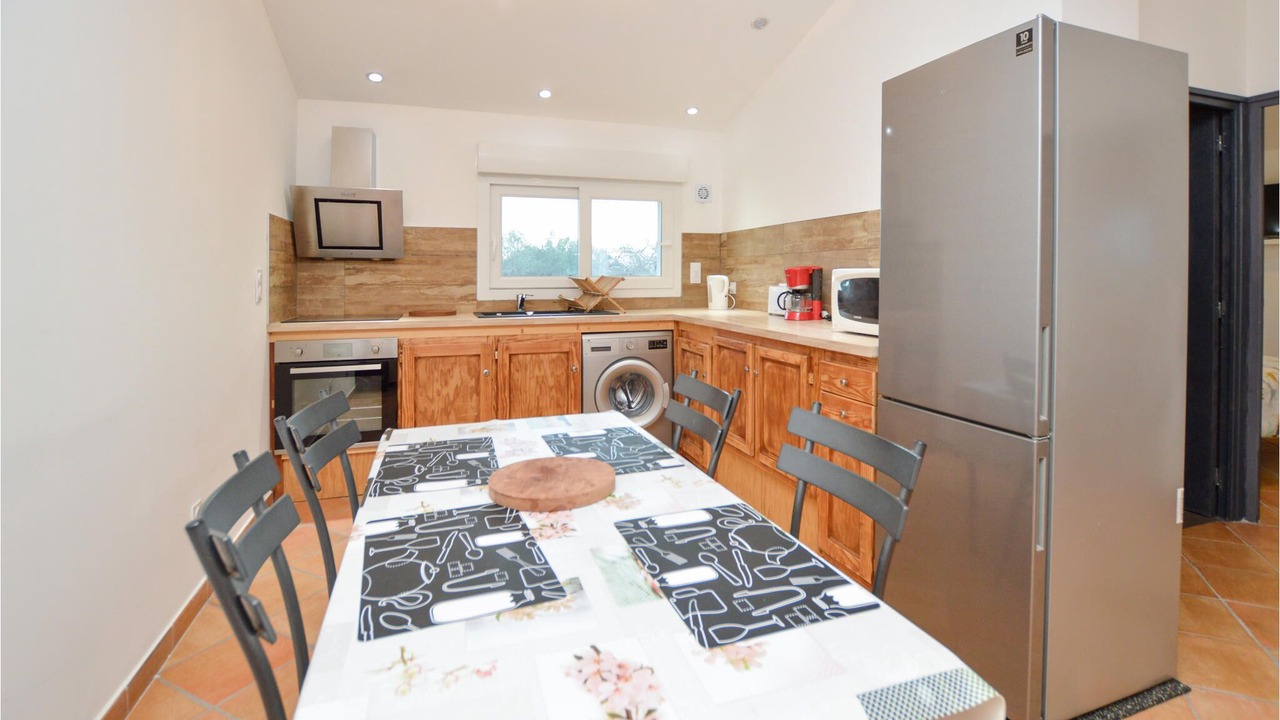 Photo of Kitchen in Ghisonaccia