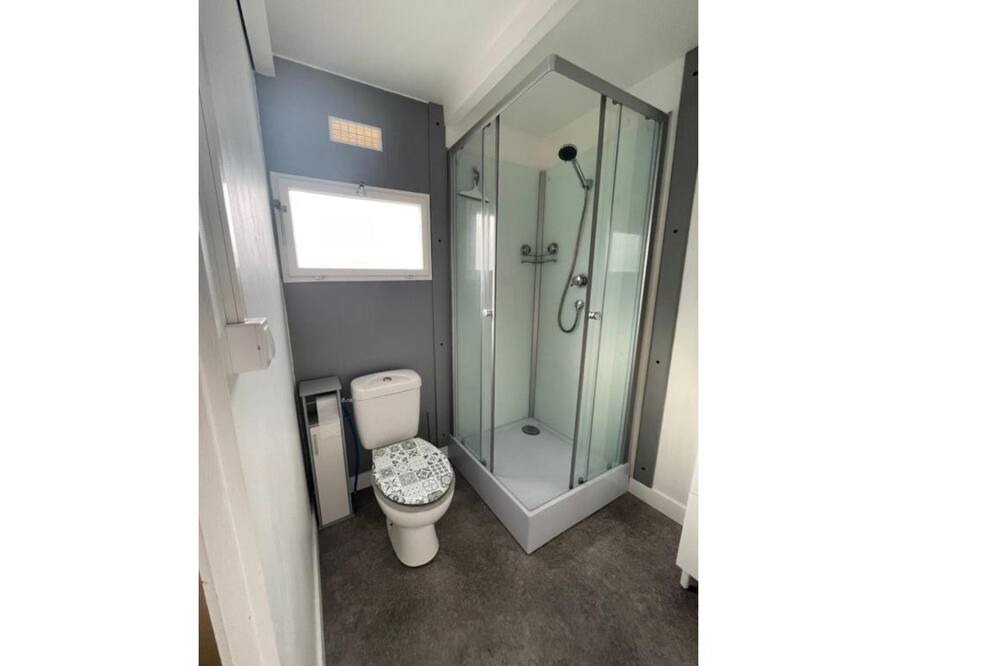 Photo of Bathroom in Ville-di-Paraso