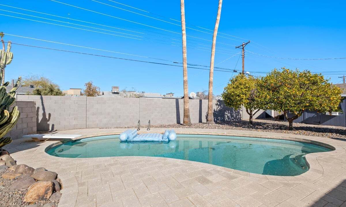 Photo of Outdoor in Papago Parkway