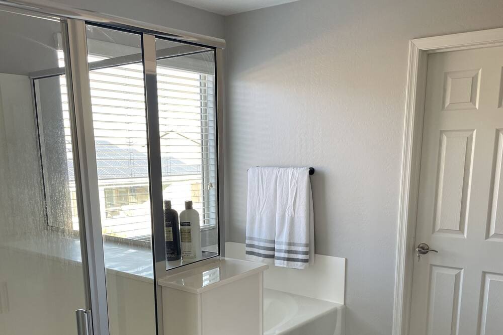 Photo of Bathroom in Buckeye