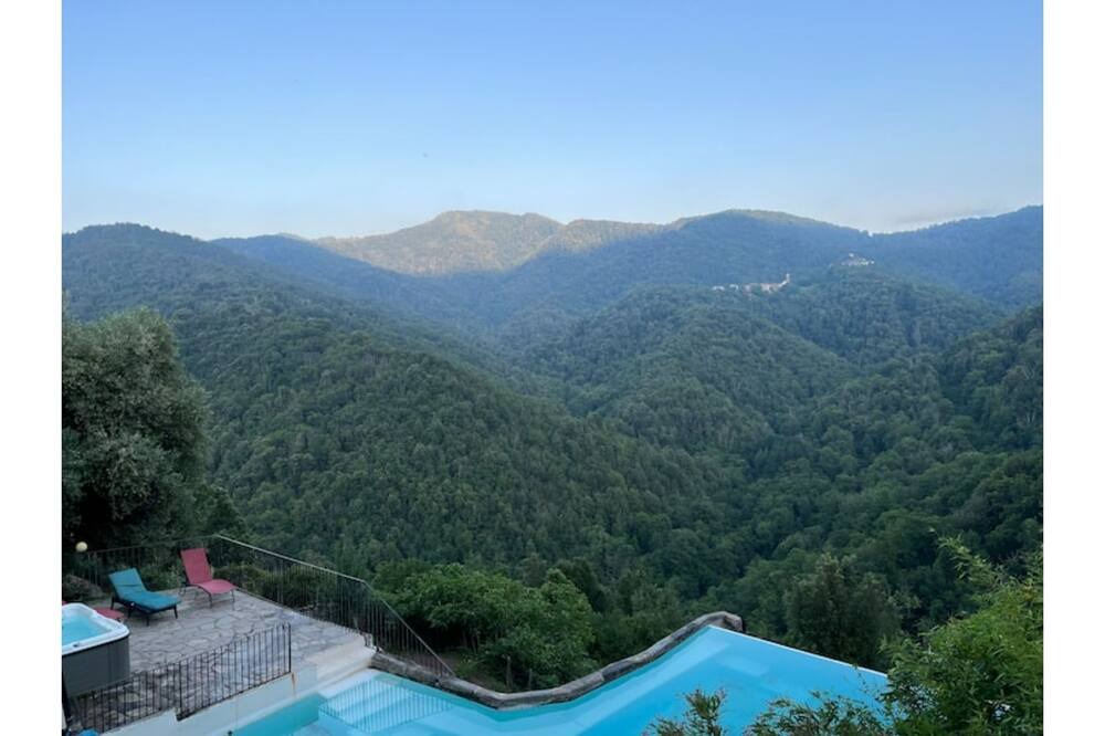 Photo of Outdoor in Carcheto-Brustico