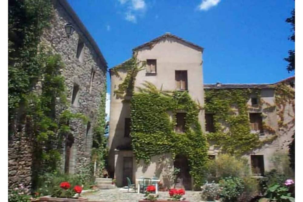 Photo of Outdoor in Carcheto-Brustico