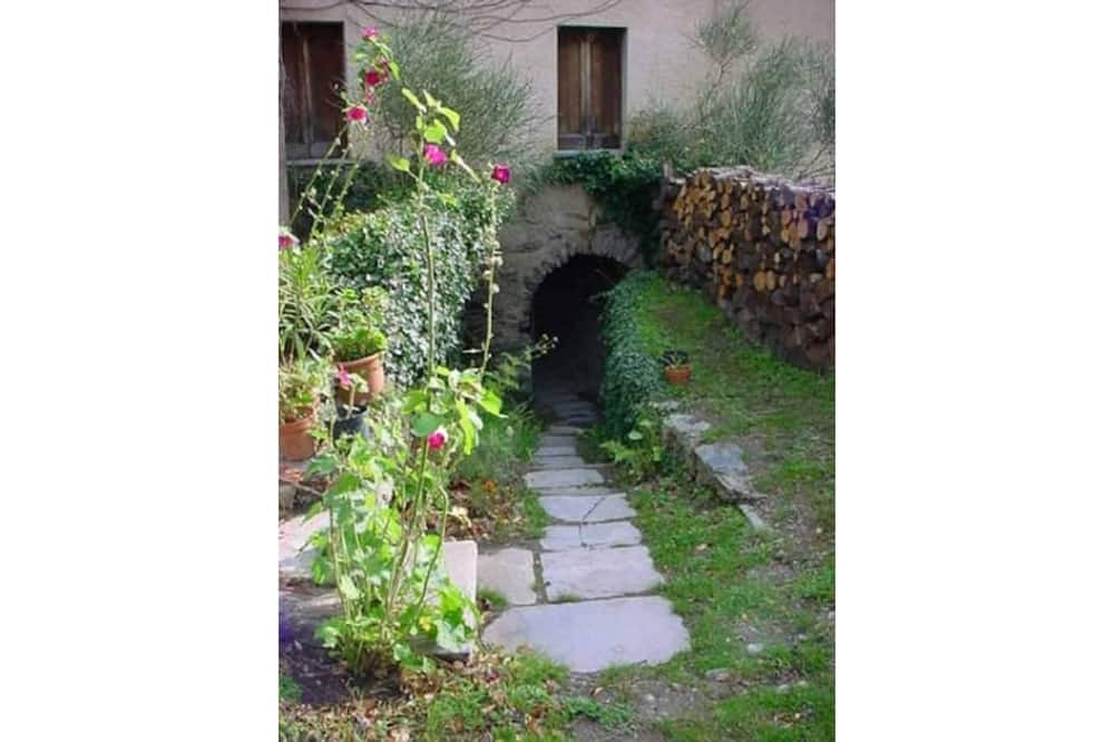 Photo of Outdoor in Carcheto-Brustico