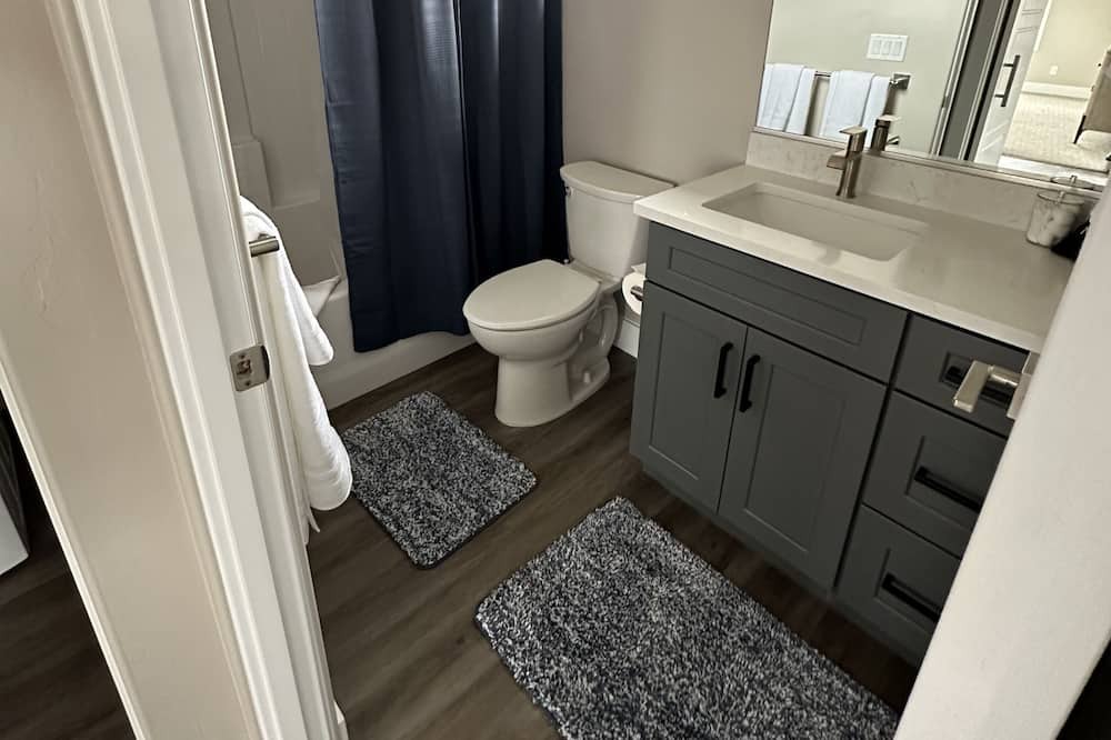 Photo of Bathroom in Hildale