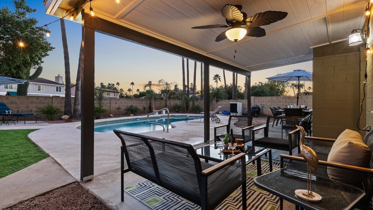 Photo of Outdoor in Paradise Valley Village