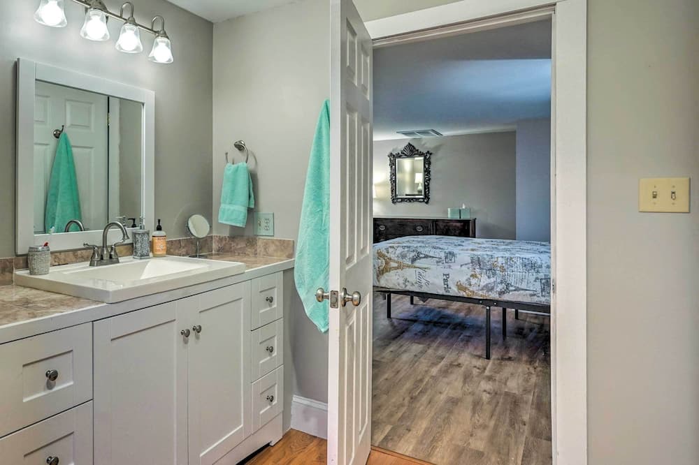 Photo of Bathroom in Mount Holly