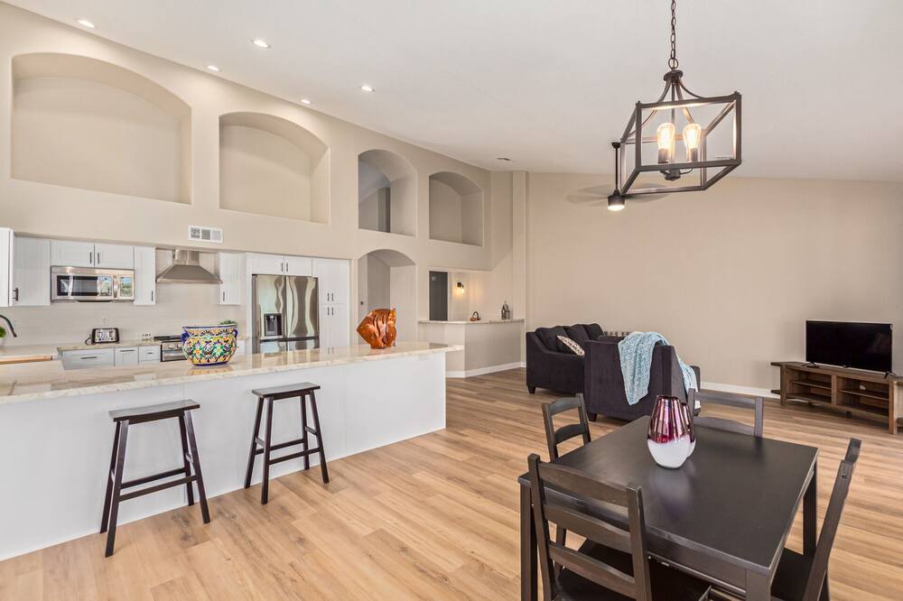 Photo of Kitchen in Cottonwood