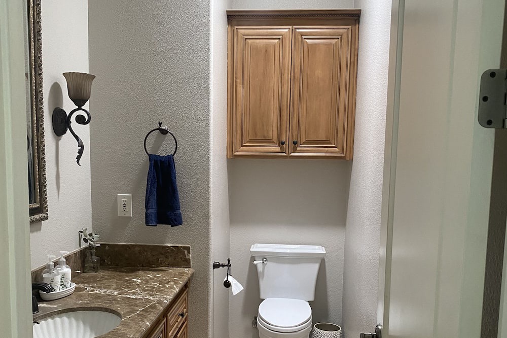 Photo of Bathroom in Madera