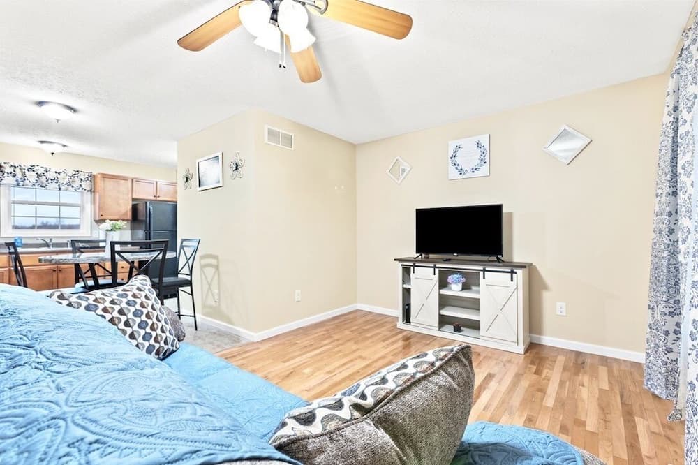 Photo of Bedroom in Jeffersonville
