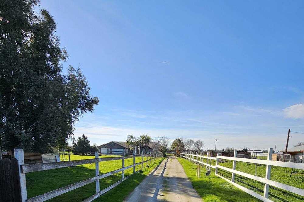 Photo of Outdoor in Porterville