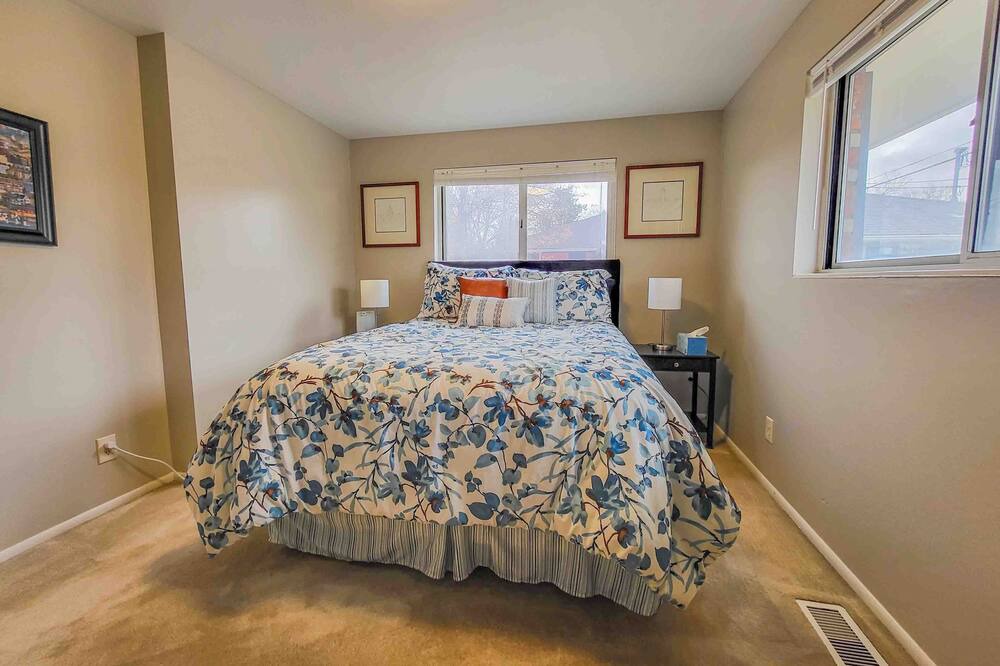 Photo of Bedroom in Franklin - Randolph