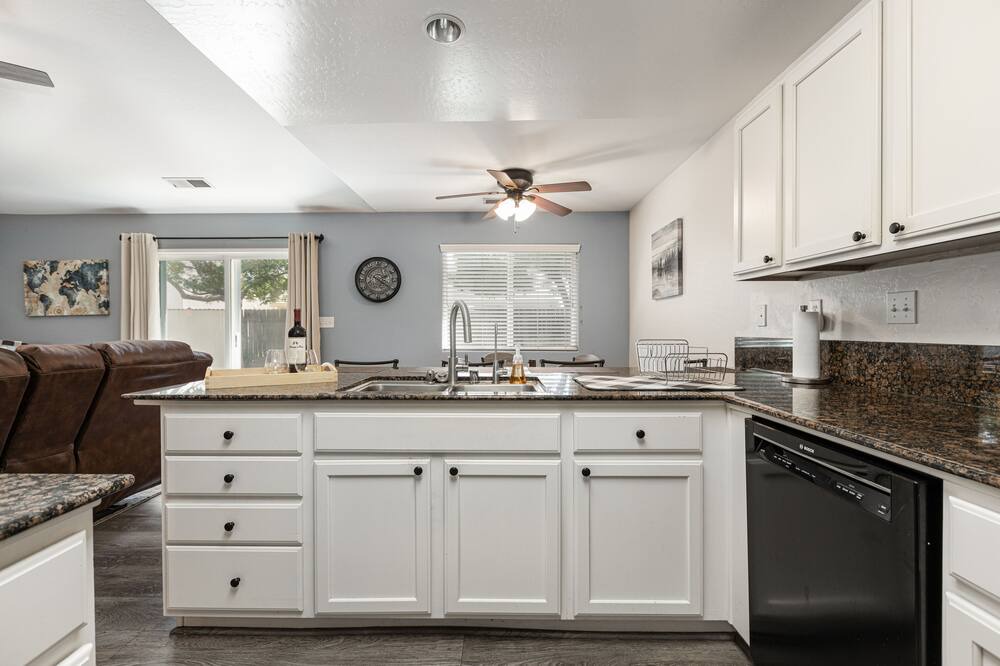 Photo of Kitchen in Hanford