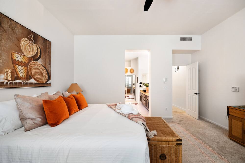 Photo of Bathroom in Tatum Ranch