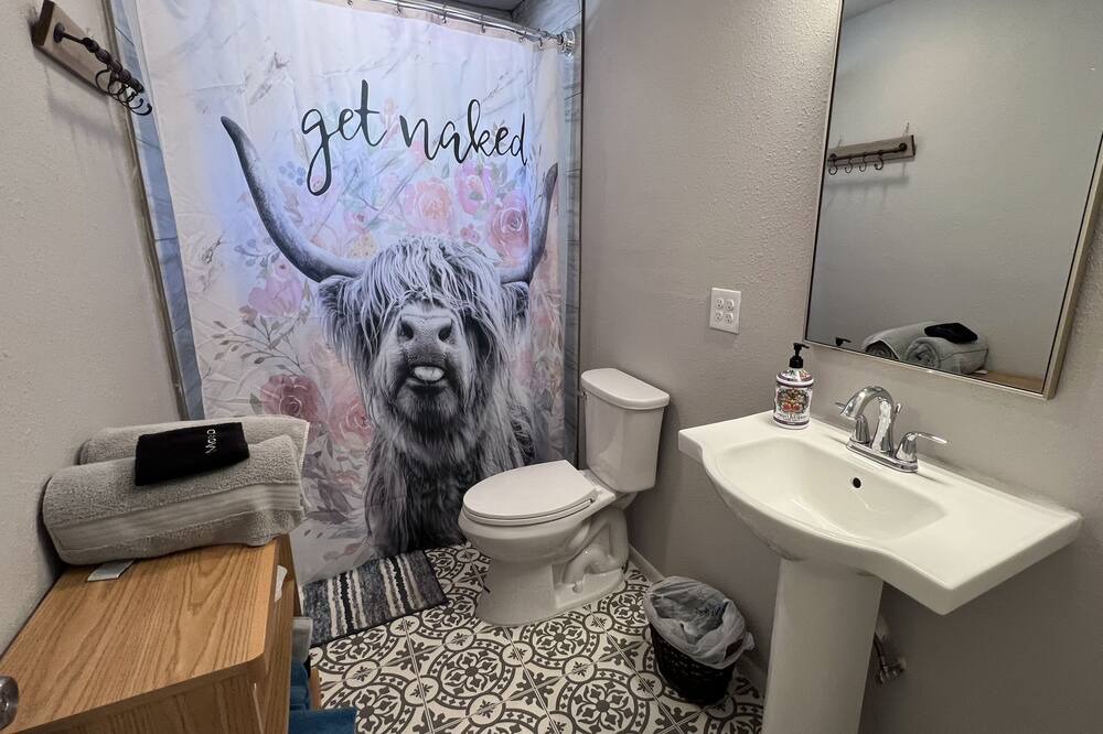 Photo of Bathroom in Ramah