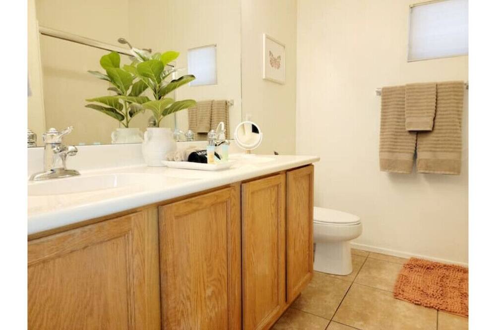Photo of Bathroom in Rancho Sahuarita