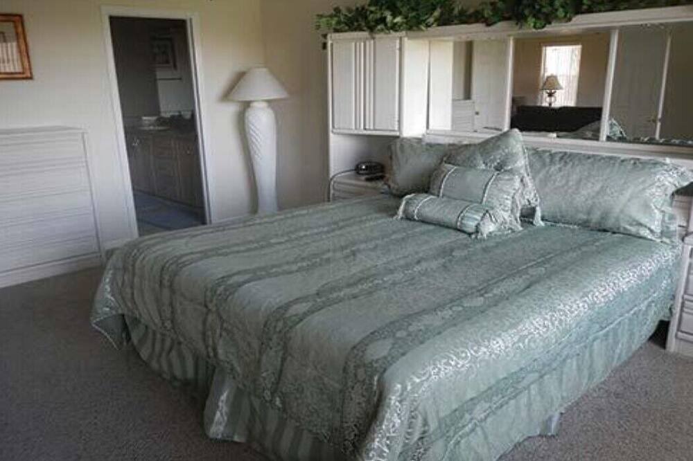 Photo of Bedroom in Mesquite