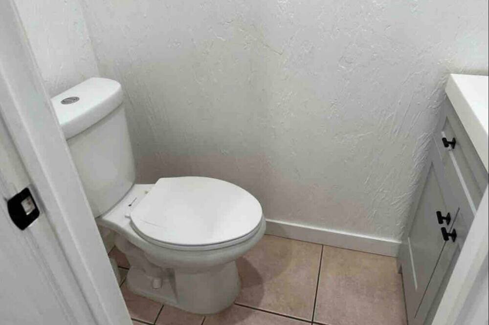 Photo of Bathroom in New Harmony