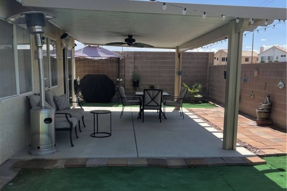 Photo of Outdoor in Sunrise Manor