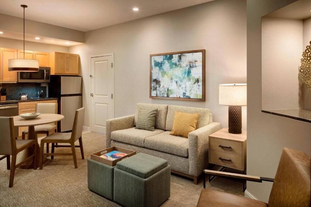 Photo of Livingroom in Kierland