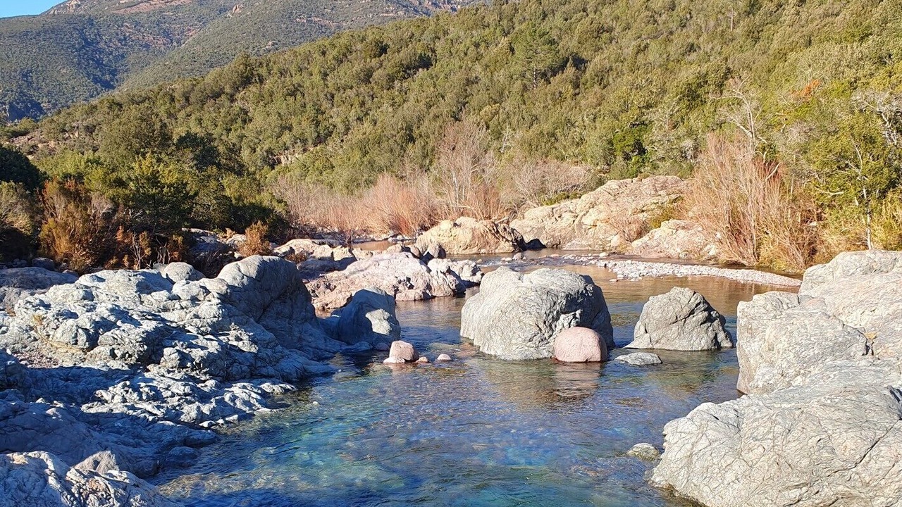 Photo of Outdoor in Manso