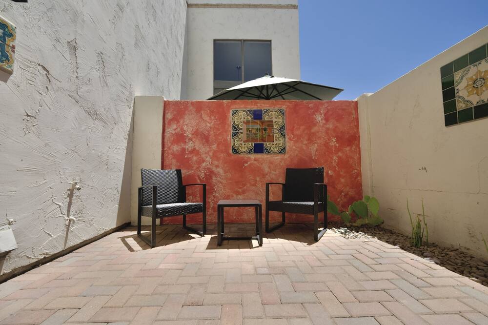 Photo of Patio Balcony in Arts District