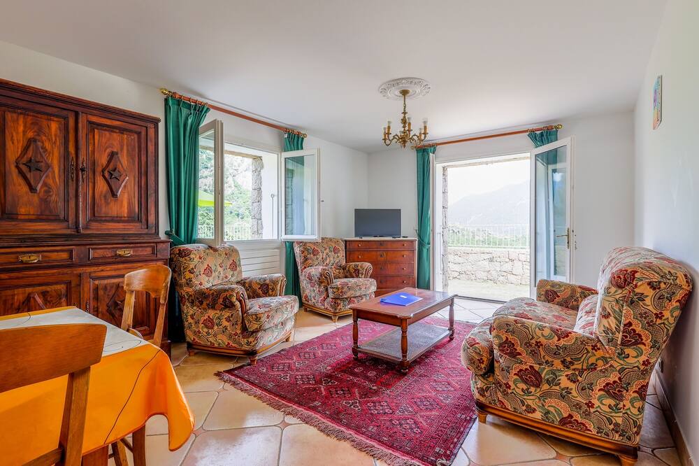 Photo of Livingroom in Chisa
