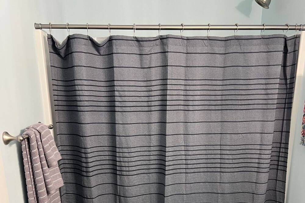 Photo of Bathroom in Murraysville