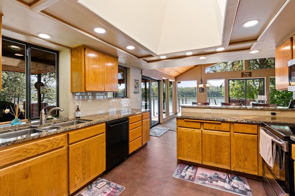 Photo of Kitchen in Nine Mile Falls
