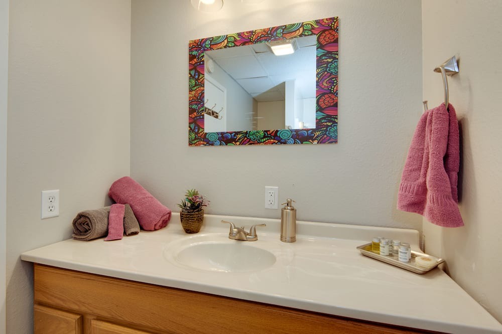 Photo of Bathroom in Steamboat Rock