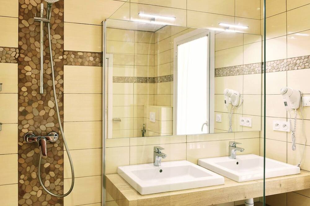 Photo of Bathroom in Baghera
